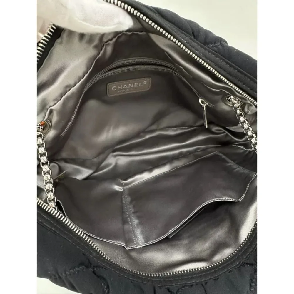 CHANEL brand color